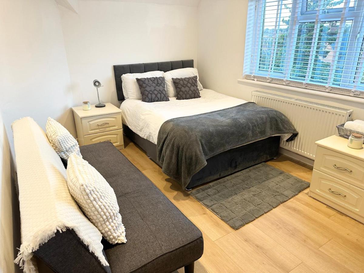 Charming 3-Bed Home Minutes From City Centre ノッティンガム エクステリア 写真